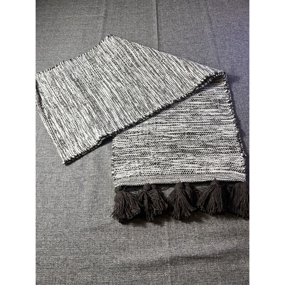 The HOME talk Designer Tablerunner Brown/beige With Tassels 14"x72"